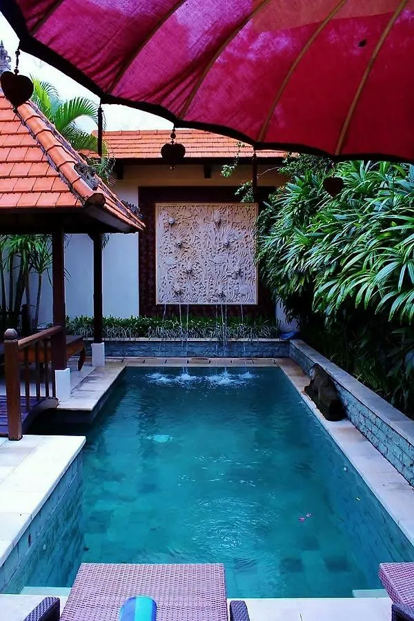 סמיניאק Villa Heliconia